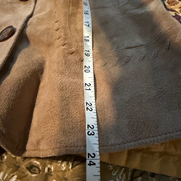 David Brooks Tan Suede Blazer with Button Detail - Picture 7 of 11